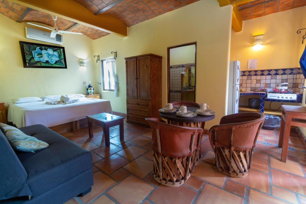 Posada Las Flores Los Ayala Kültér fotó