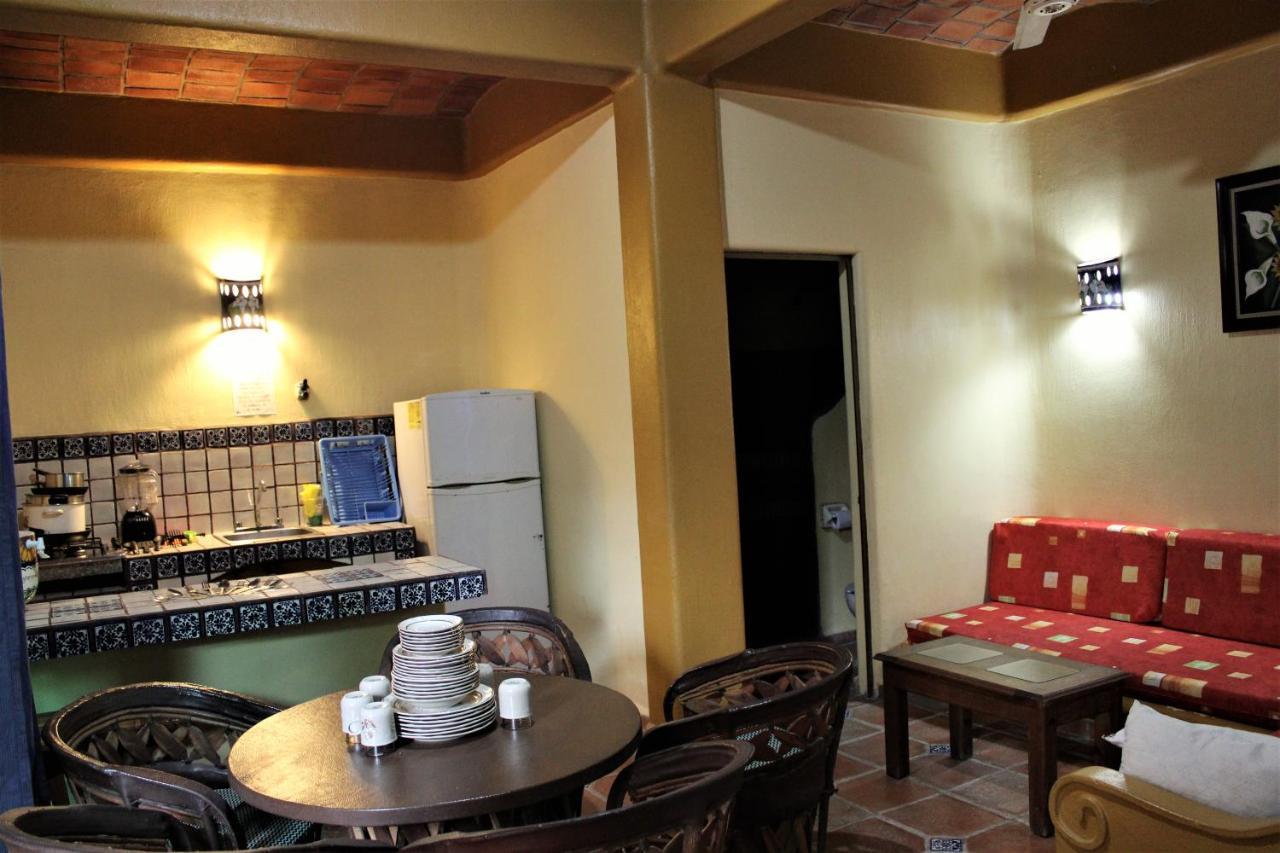 Posada Las Flores Los Ayala Kültér fotó
