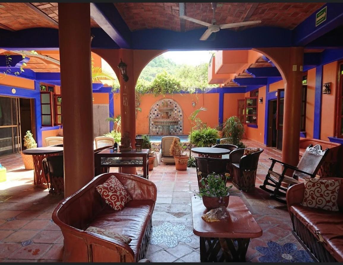 Posada Las Flores Los Ayala Kültér fotó